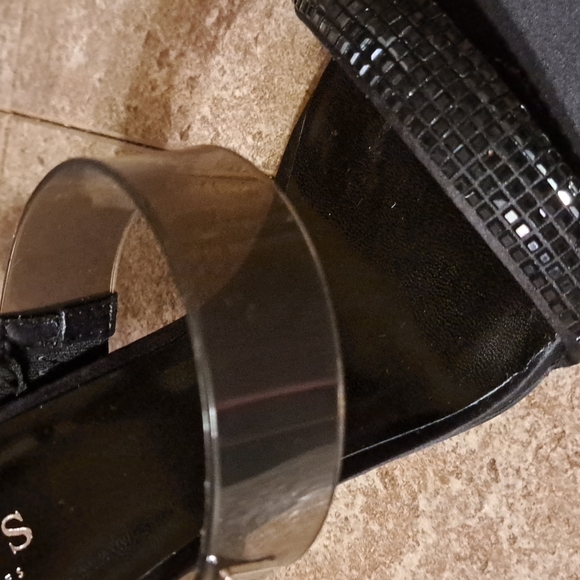 Guess shoes - Picture 10 of 10